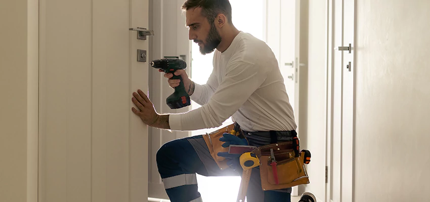 Mailbox Lock Installation Expert in South Gate, California