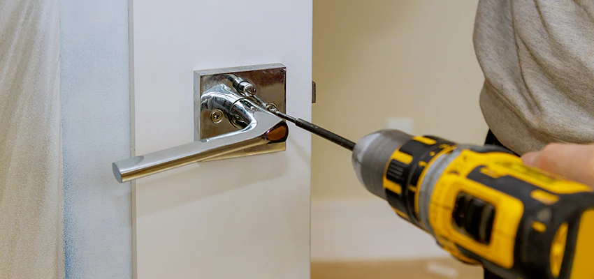 After-hours Locksmith  For Lock Troubleshooting in South Gate, California