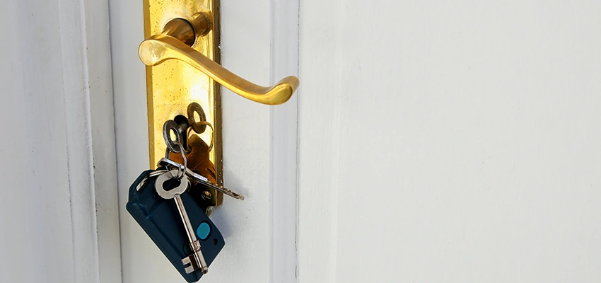 Broken Door Key Extraction in South Gate, CA